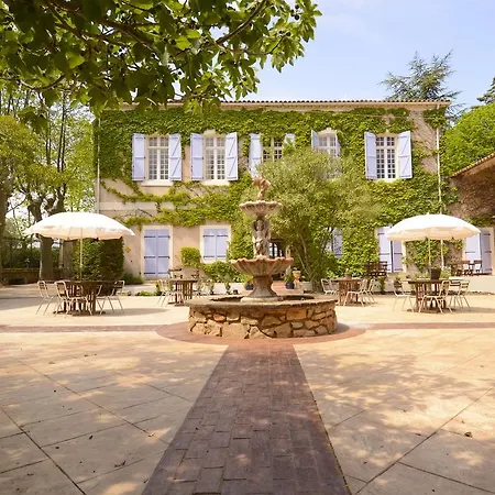 לינה וארוחת בוקר Chateau Du Puits Es Pratx Ginestas